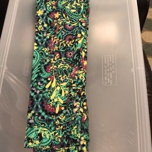 NWOT LuLaRoe TC Leggings Floral Paisley Print